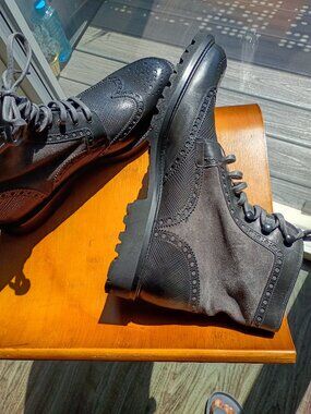 Magnanni for Saks Fifth Avenue Boots 9.5 *Like New